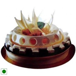 Crown shape chocolate cake